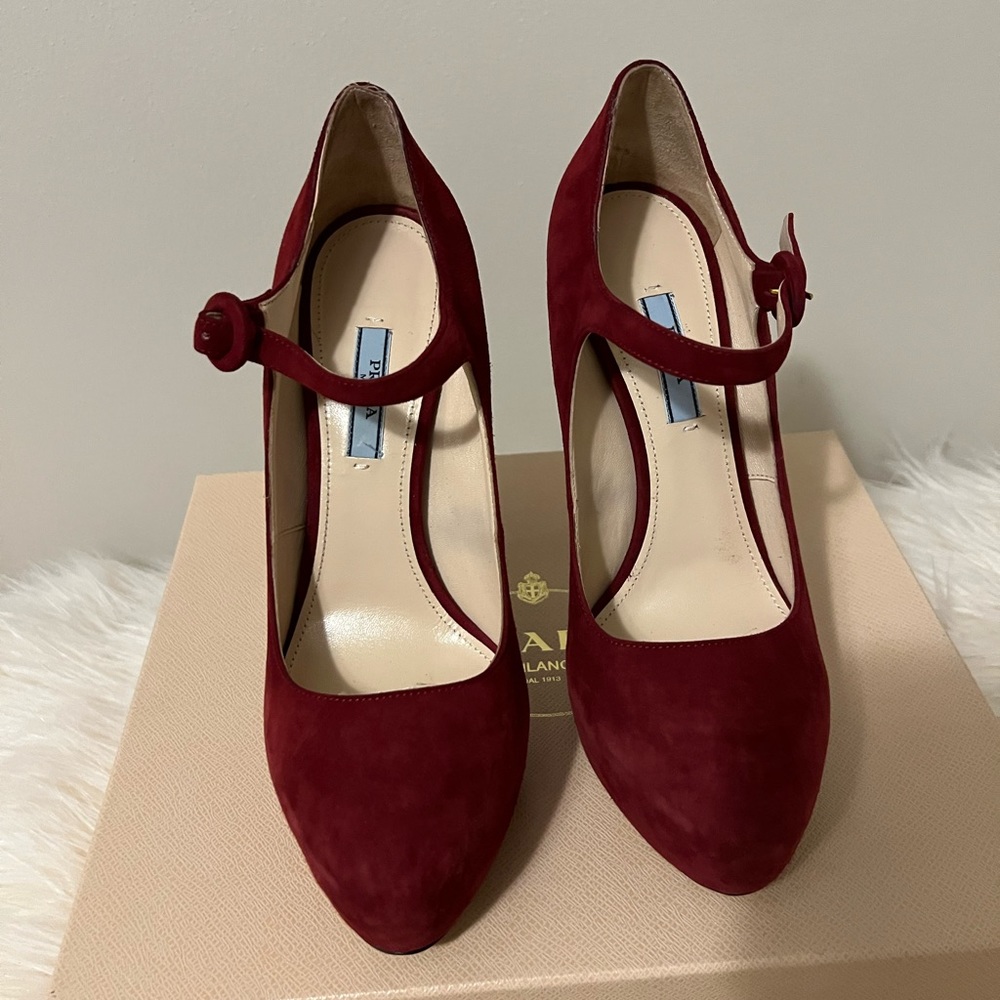 Prada Heels - Picture 2 of 4